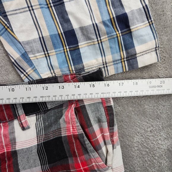 Bossini Shorts Men's Size 33 Plaid 2 Pairs Blue Red White Reversable Chono Class - Picture 5 of 13